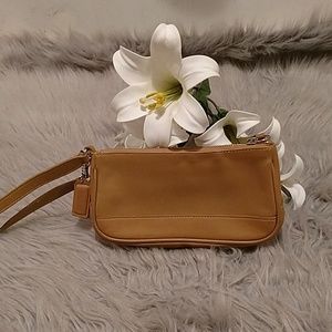 Coach Leather Demi Hampton Baguette  9 in W 4 in L